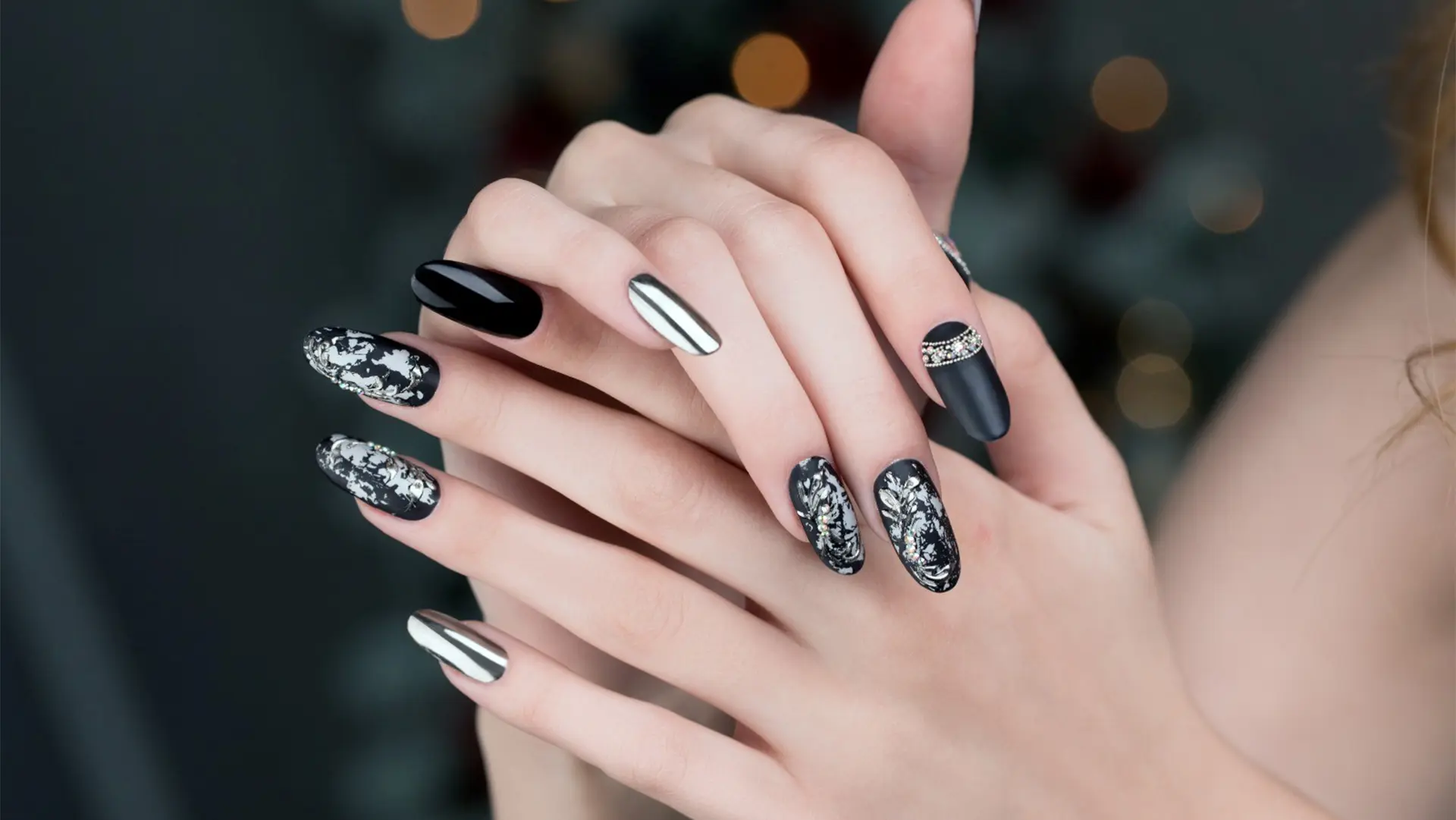 Elmalı Protez Tırnak